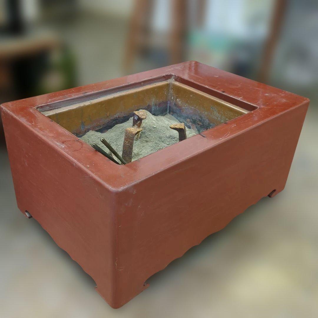 骨董　長火鉢　朱漆　木製　内側銅器　灰　火箸付き　テーブル