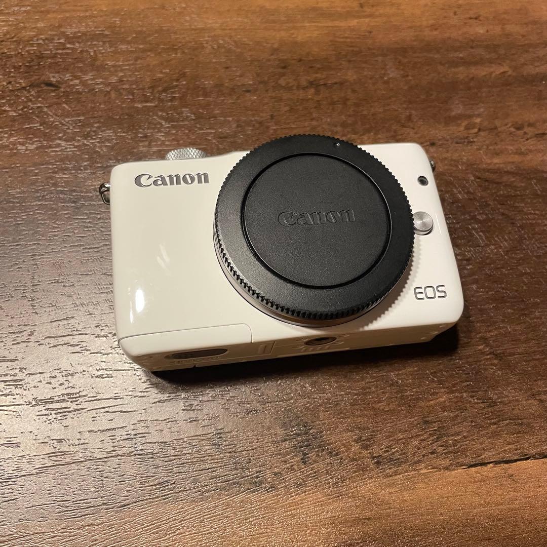 Canon EOS M10 ホワイト 本体 + 付属品