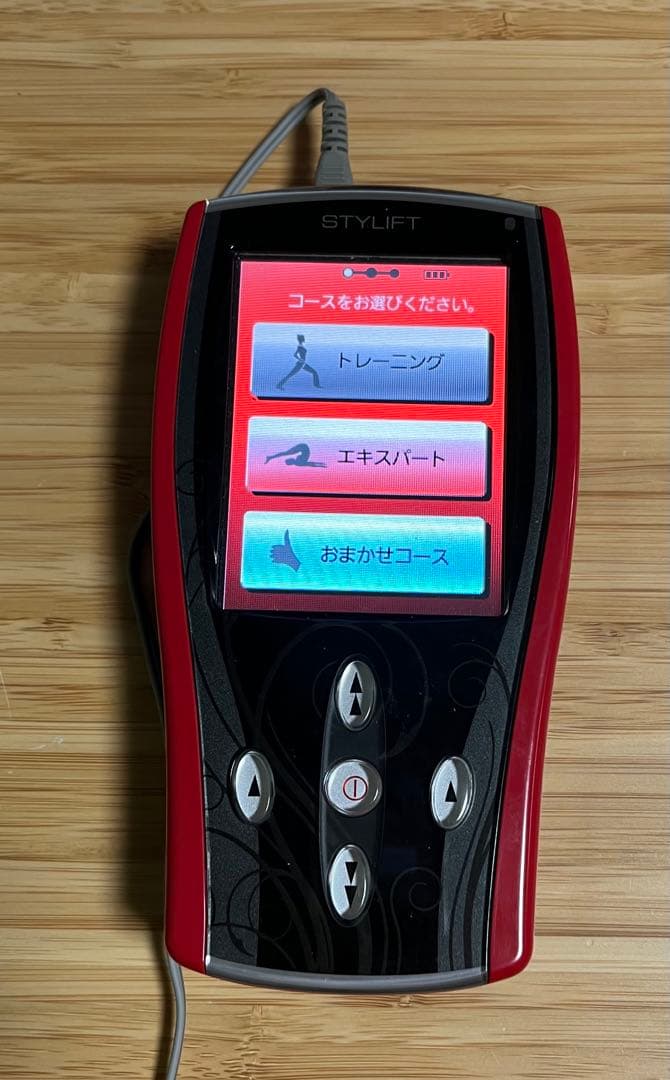 伊藤超短波　家庭用EMS機器　スタイリフトSTYLIFT