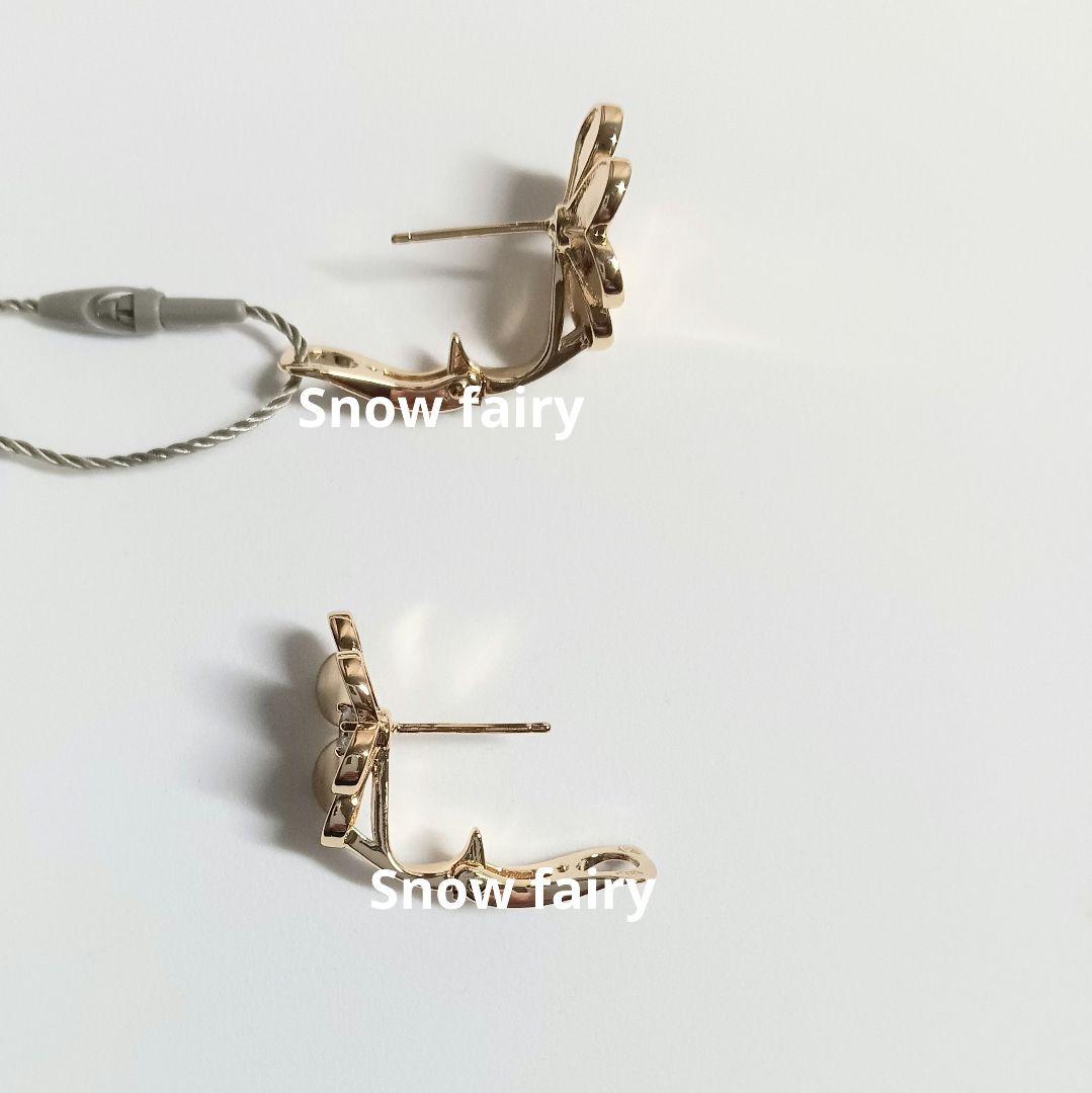 訳あり　三つ葉ピアス　フラワーピアス　イエローゴールドカラー