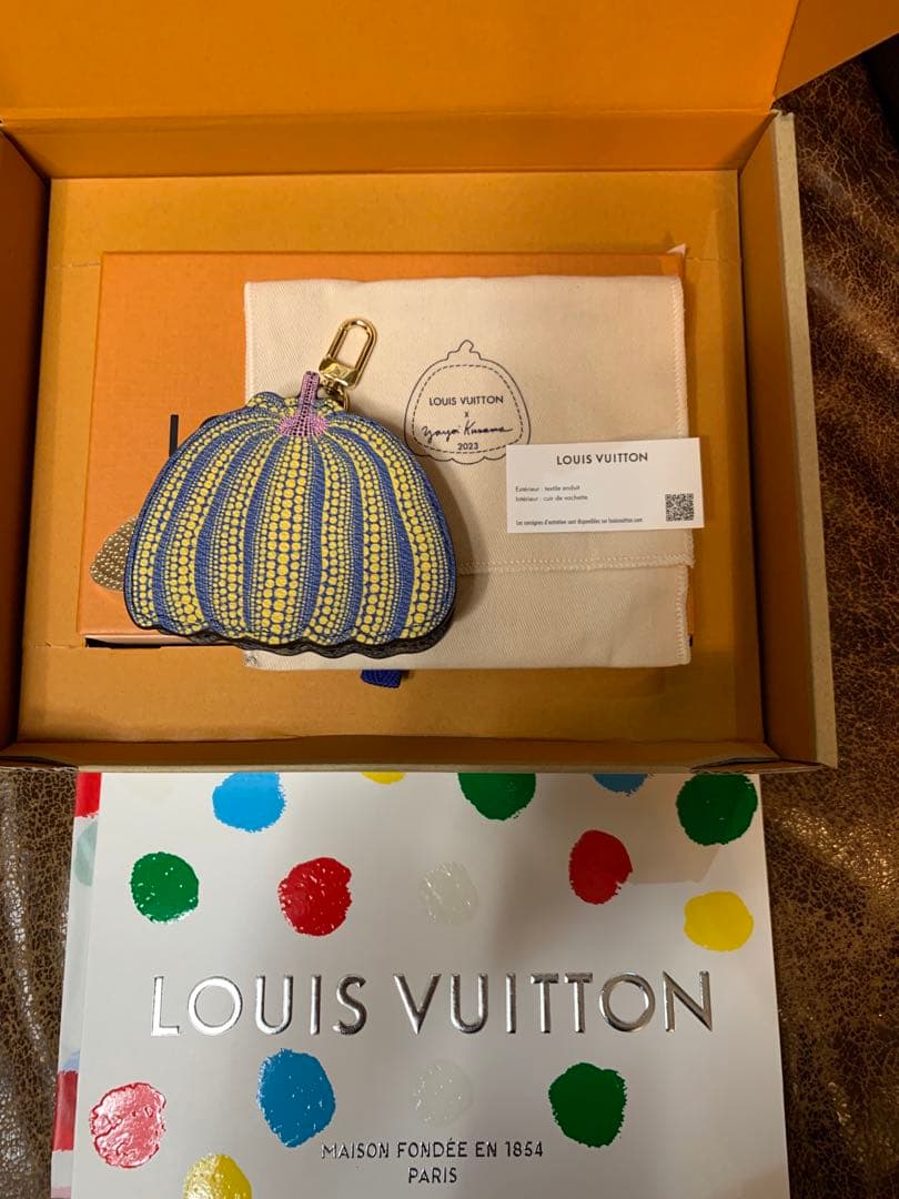 ルイ・ヴィトン × 草間彌生 LV × YK パンプキン・ パース