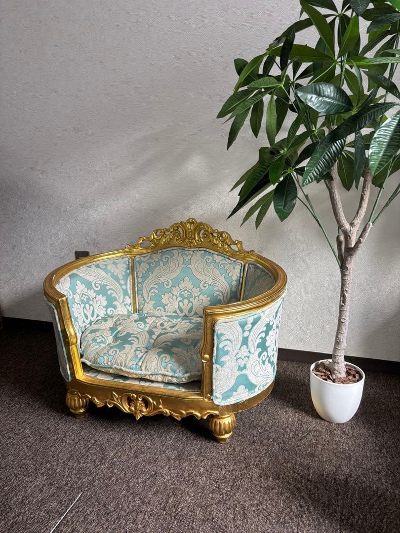 ロココ調　クラシック家具　ペット用ソファ　ベッド　アンティーク