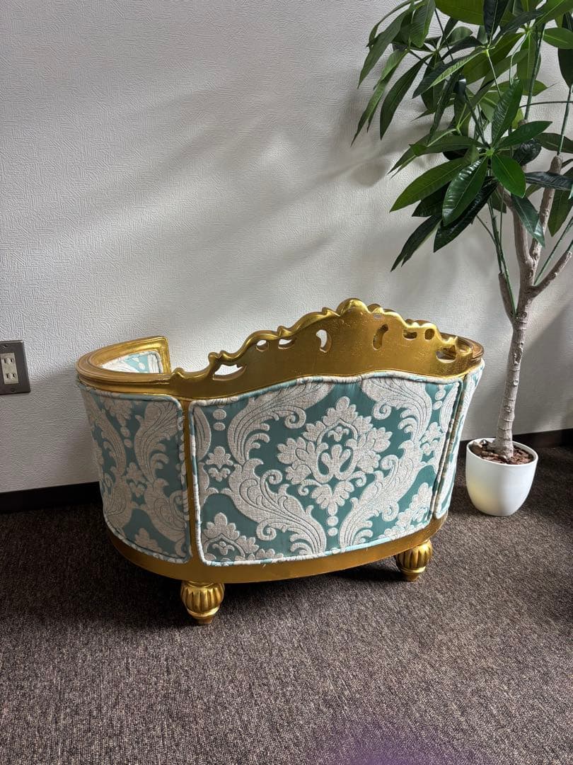 ロココ調　クラシック家具　ペット用ソファ　ベッド　アンティーク