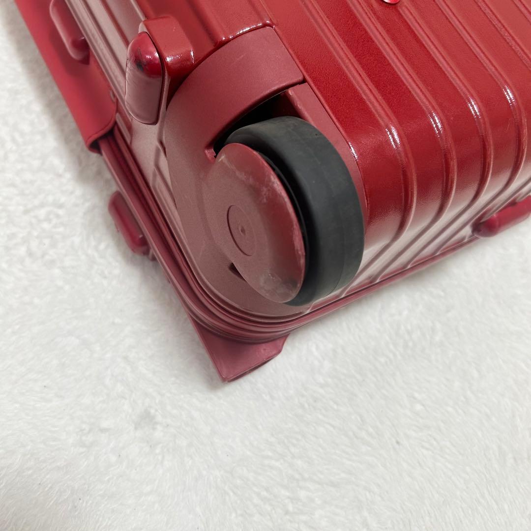 【美品】リモワ サルサ 35L 機内持ち込み可 スーツケース レッド