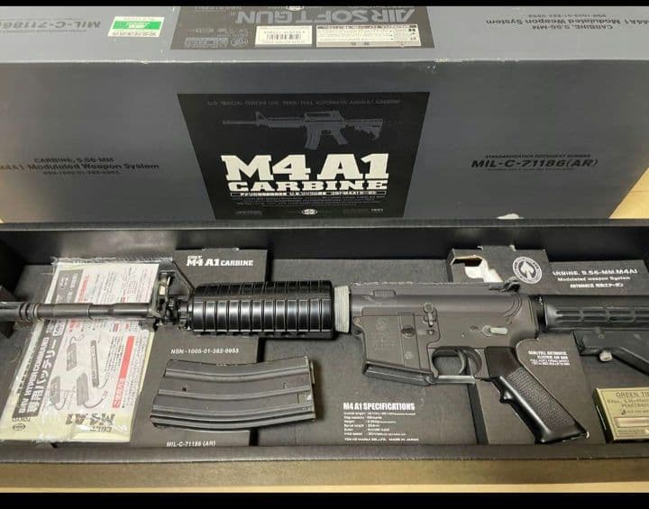 カ*リ様 東京マルイ製 M4A1電動ガン ジャンク品　撮影用に