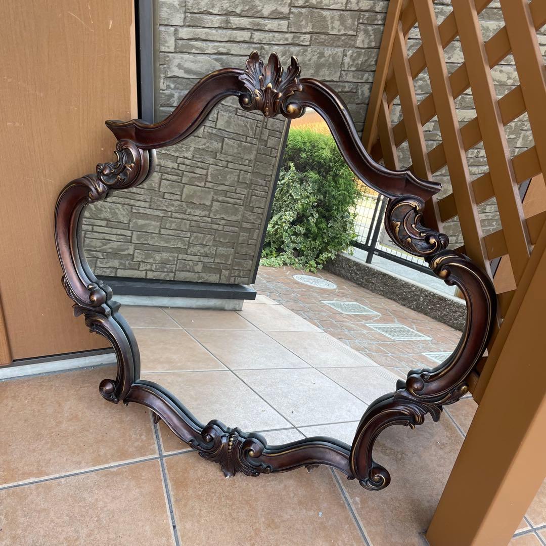 ヨーロピアンウォールミラー　壁掛けミラー アンティーク調 クラシック 壁掛け鏡