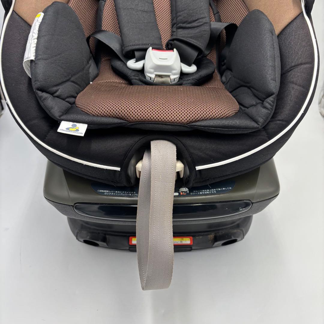 【美品】　Combi コンビ　回転チャイルドシート ゼウスターンユーロ　ブラウン