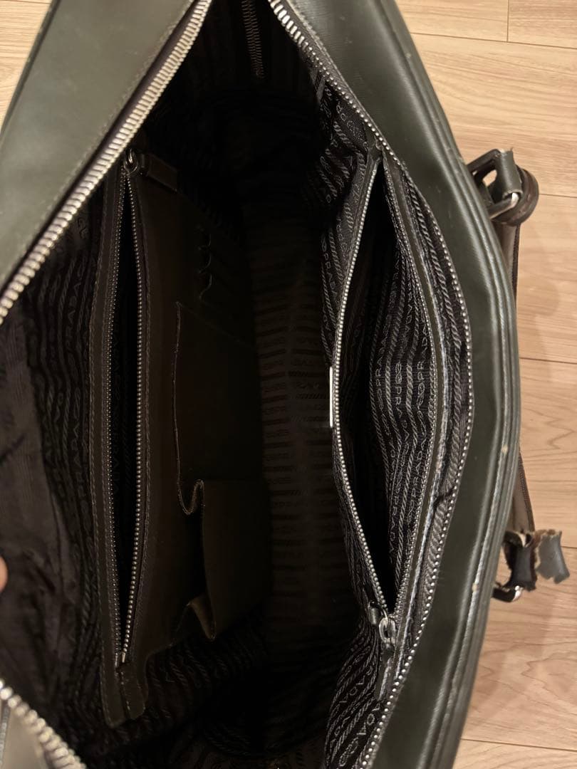 PRADA プラダ サフィアーノレザー 三角ロゴ ビジネスバック ブリーフケース