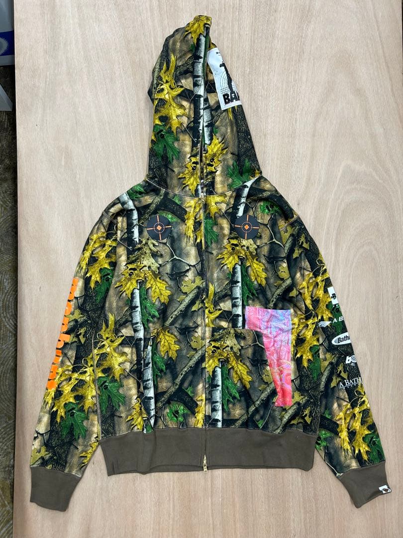 A Bathing Ape 迷彩パーカー