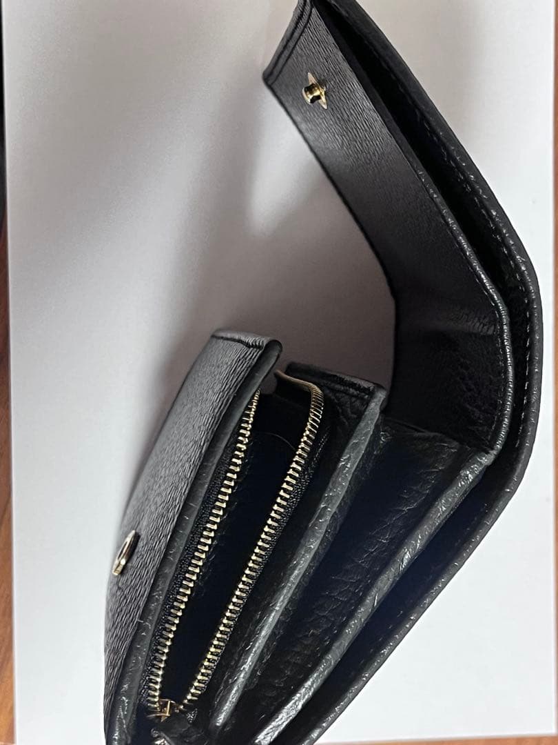 GUCCI グッチ　二つ折り財布　GGマーモント