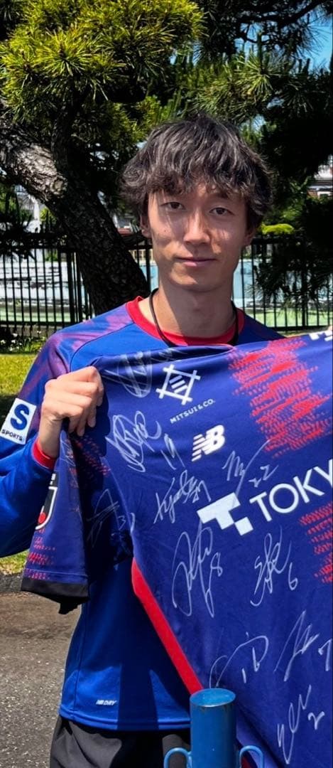 FC東京2025 直筆サインユニフォーム　新品タグ付き　28名サイン