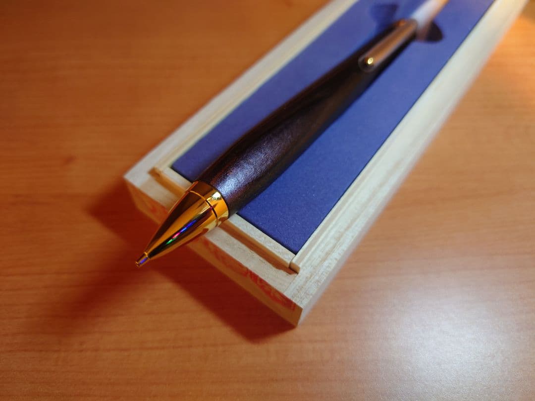 木軸ペン工房金杢犀　杉　変わり漆　浮造り　シャープペンシル　0.5
