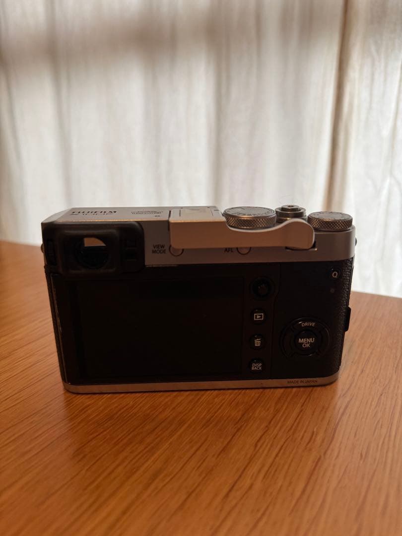 【送料込み】FUJIFILM X100F