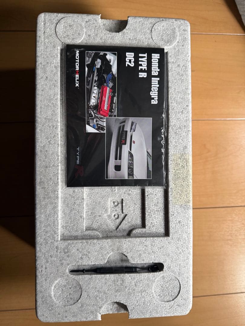 ホンダ　インテグラ dc2 タイプR 1/18