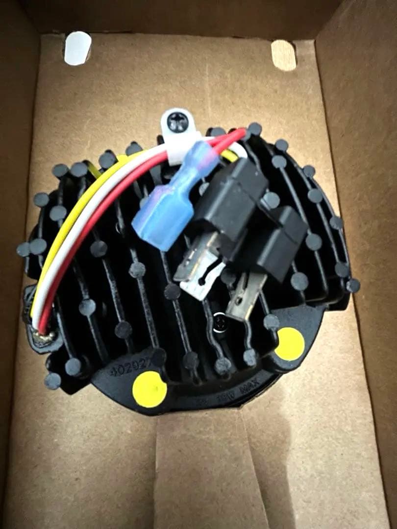 ハーレーダビッドソン純正LEDヘッドライト　超美品