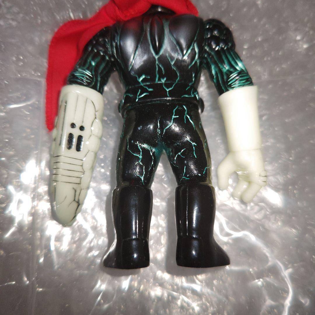 リアルヘッド　モンキーカオスマン　ソフビ