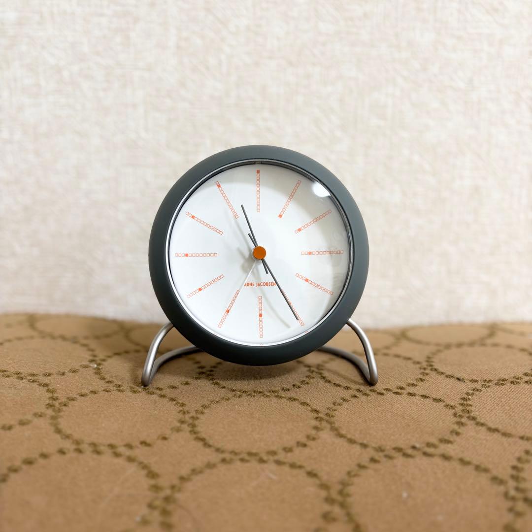 アルネ ヤコブセン テーブルクロックBANKERS バンカーズ グレーデンマーク