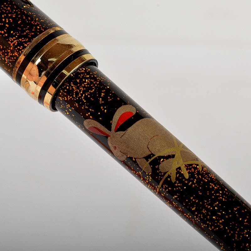 箔飾　高級　蒔絵兎文　ボールペン　木箱付　V　6024