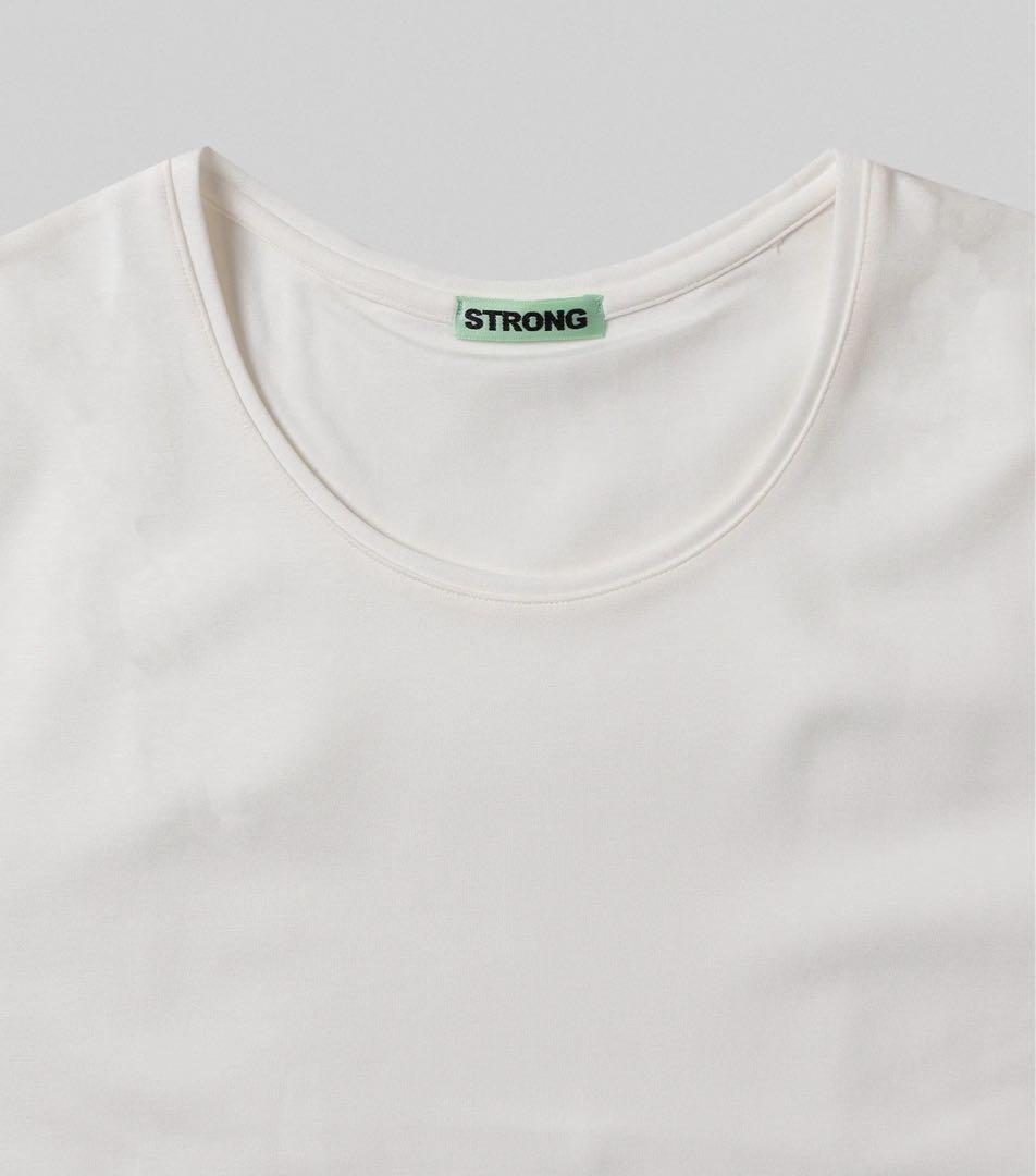 STRONG PACK TEE (ホワイト）