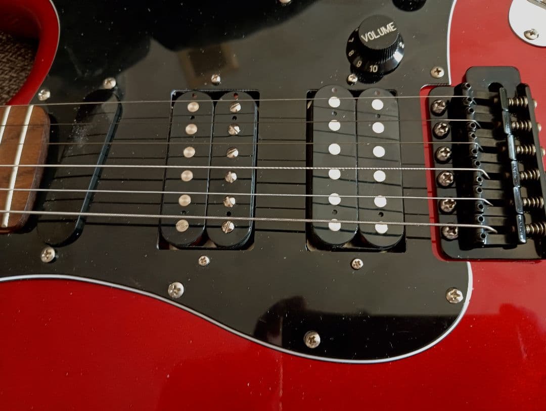 ストラト メタリックレッド レッドパール SHH