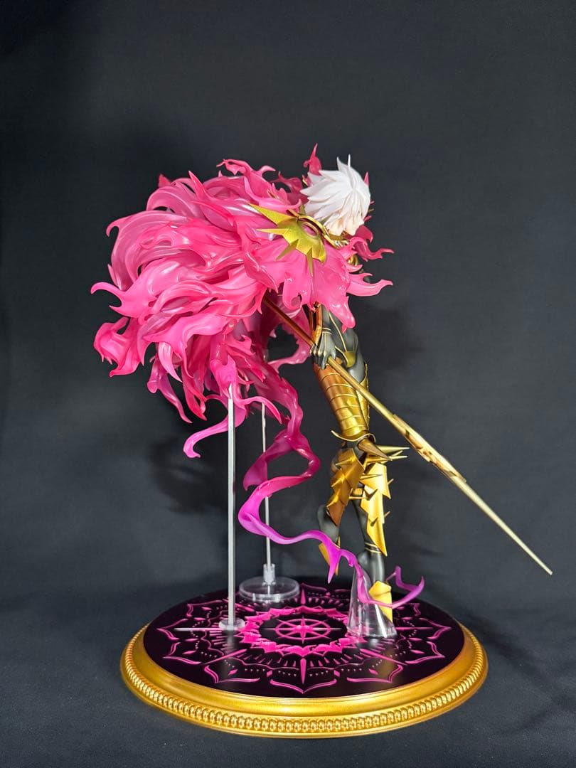 FGOアルジュナ〔オルタ〕とカルナ 1／8スケールフィギュアのセット