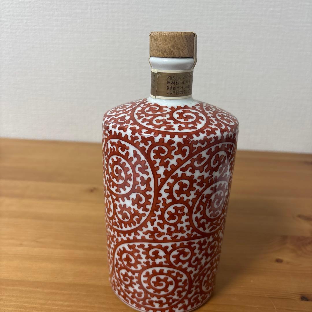 サントリーウイスキー白州 赤絵蛸唐草 寿 文筒形瓶 有田焼 陶器ボトル 古酒