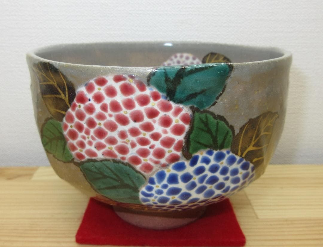 送料込【逢絢亭・新品】茶道具 茶碗 京焼 乾山 紫陽花の図 山川敦司 共箱入り