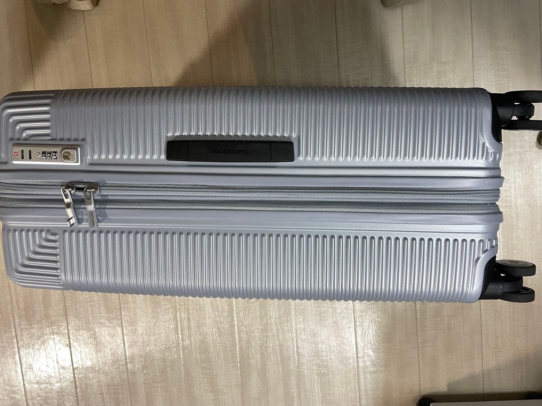 レクサ エキスパンダブル 98L スーツケース サムソナイト4.7kg 保証書付