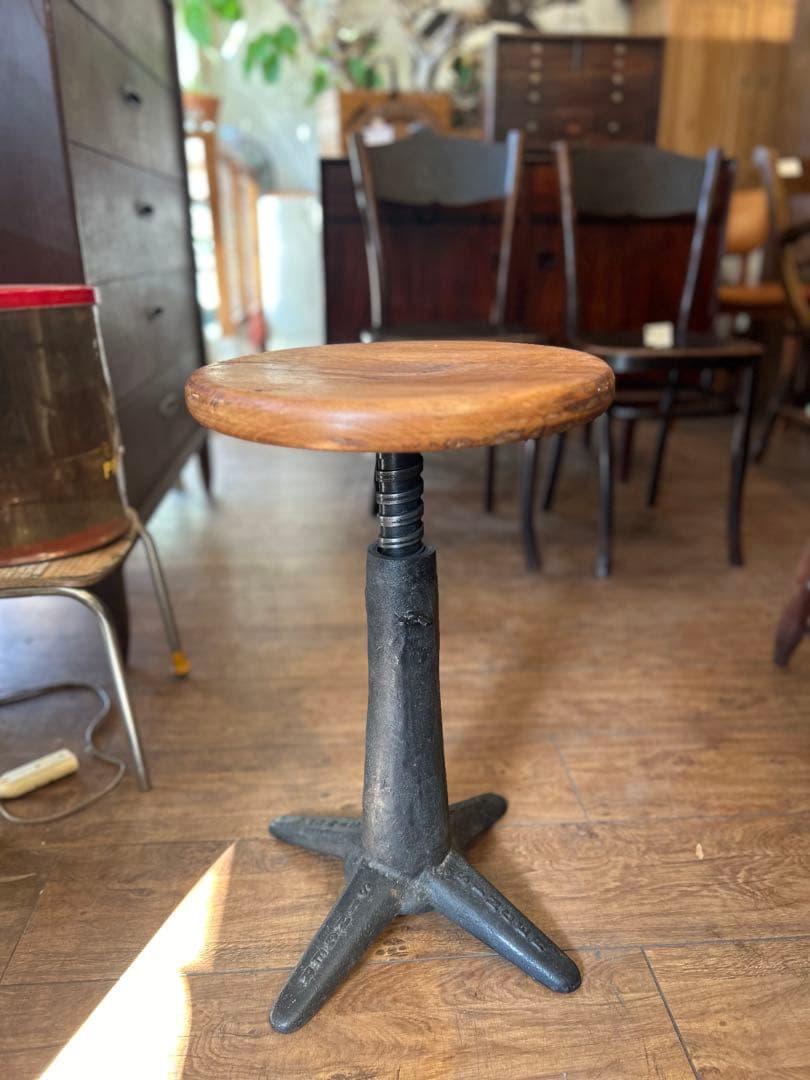 singer シンガー スツール アンティーク インダストリアル 工業系