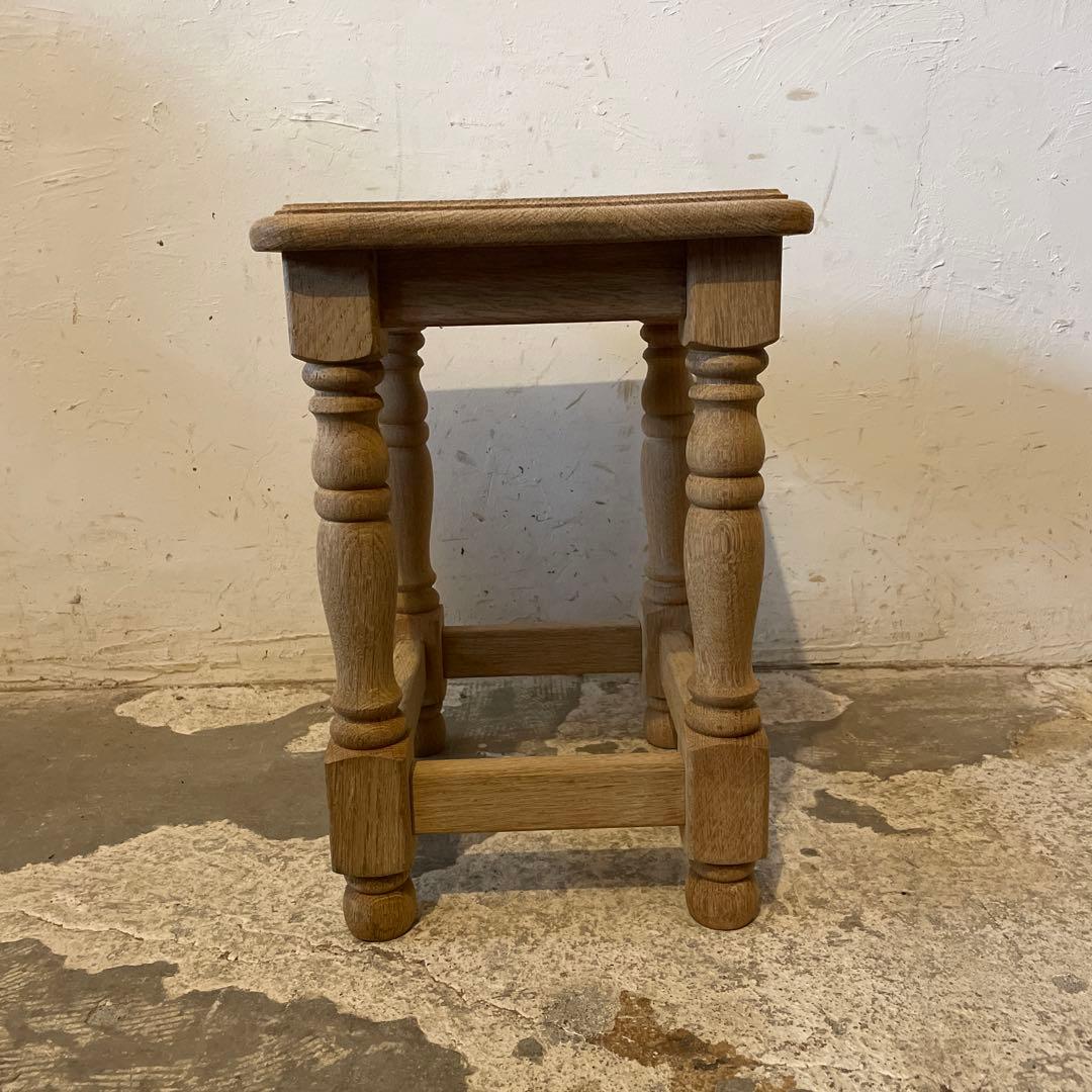 年末・年始SALE ビンテージ　サイドテーブル ベッドサイドテーブル　小　剥離