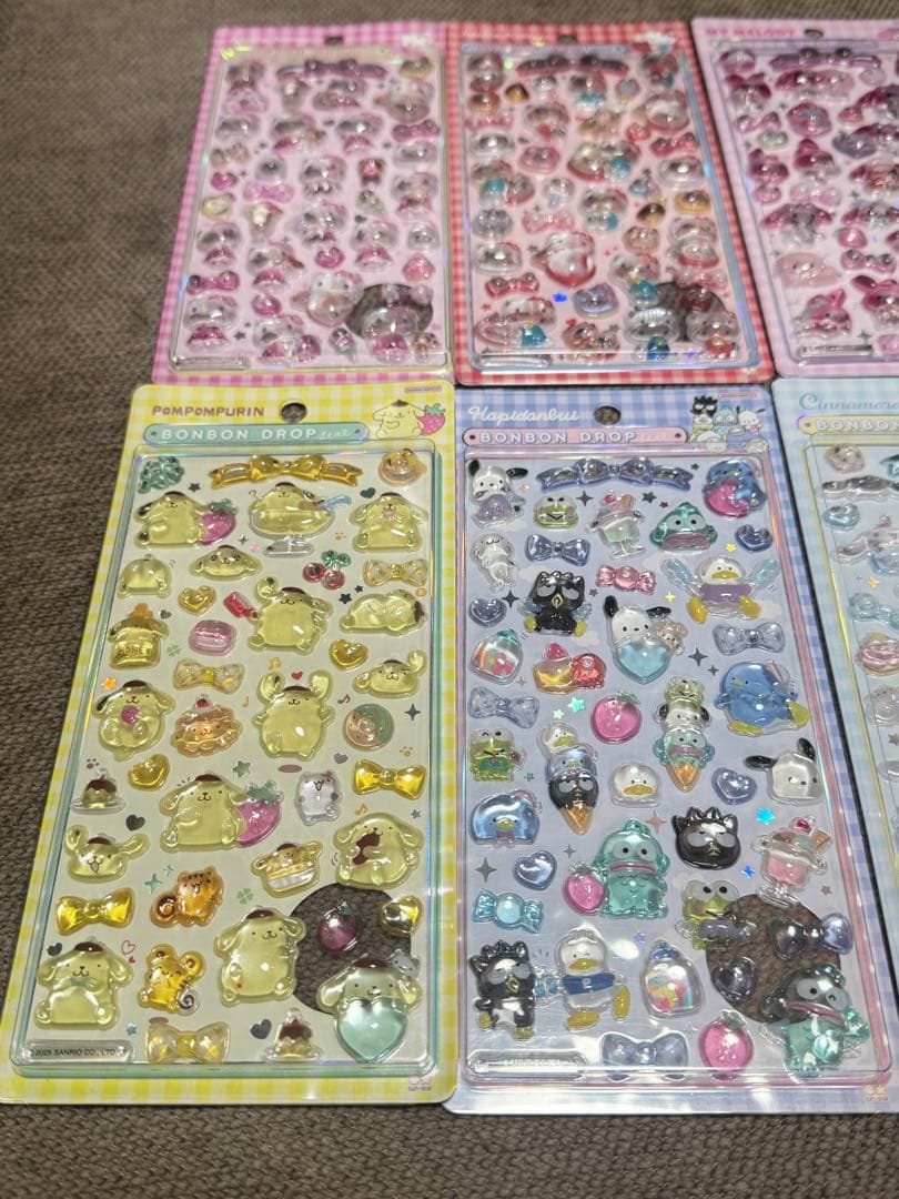 早い者勝ち‼️正規品‼️サンリオ　ボンボンドロップシール7種+marvelプチドロ