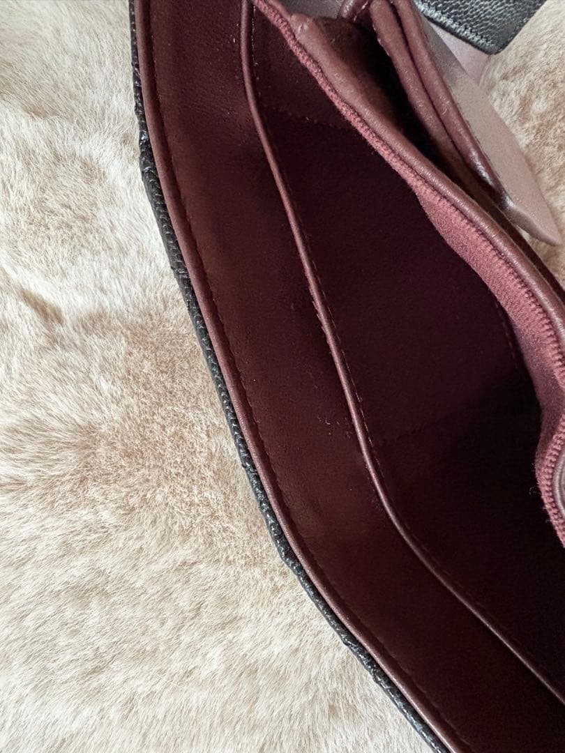 美品！CHANEL折り財布ブラック