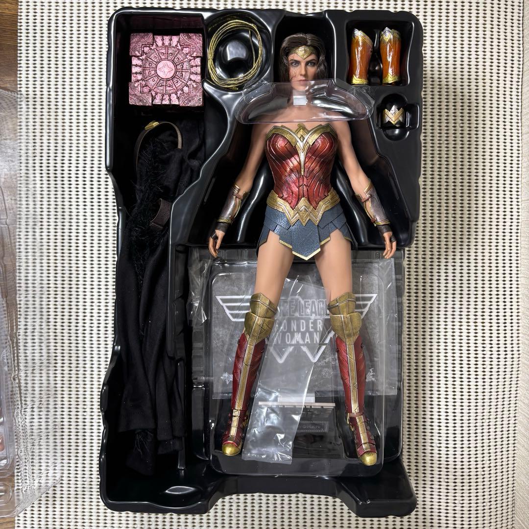 ムービー・マスターピース　ジャスティスリーグ　ワンダーウーマン　ホットトイズ