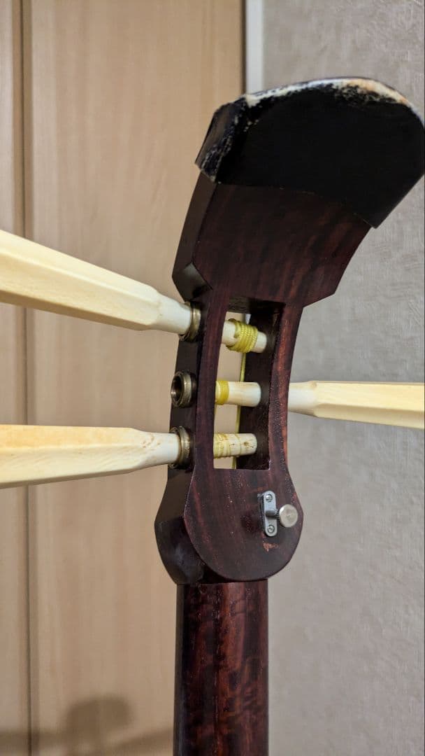 三味線 約50年前に30万円で購入した物 王貞治サイン入り
