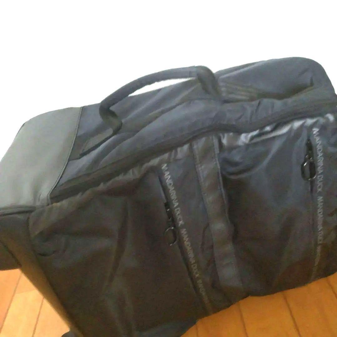 MANDARINA DUCK ソフトキャリーバッグ 色マリンブルー、4輪タイプ