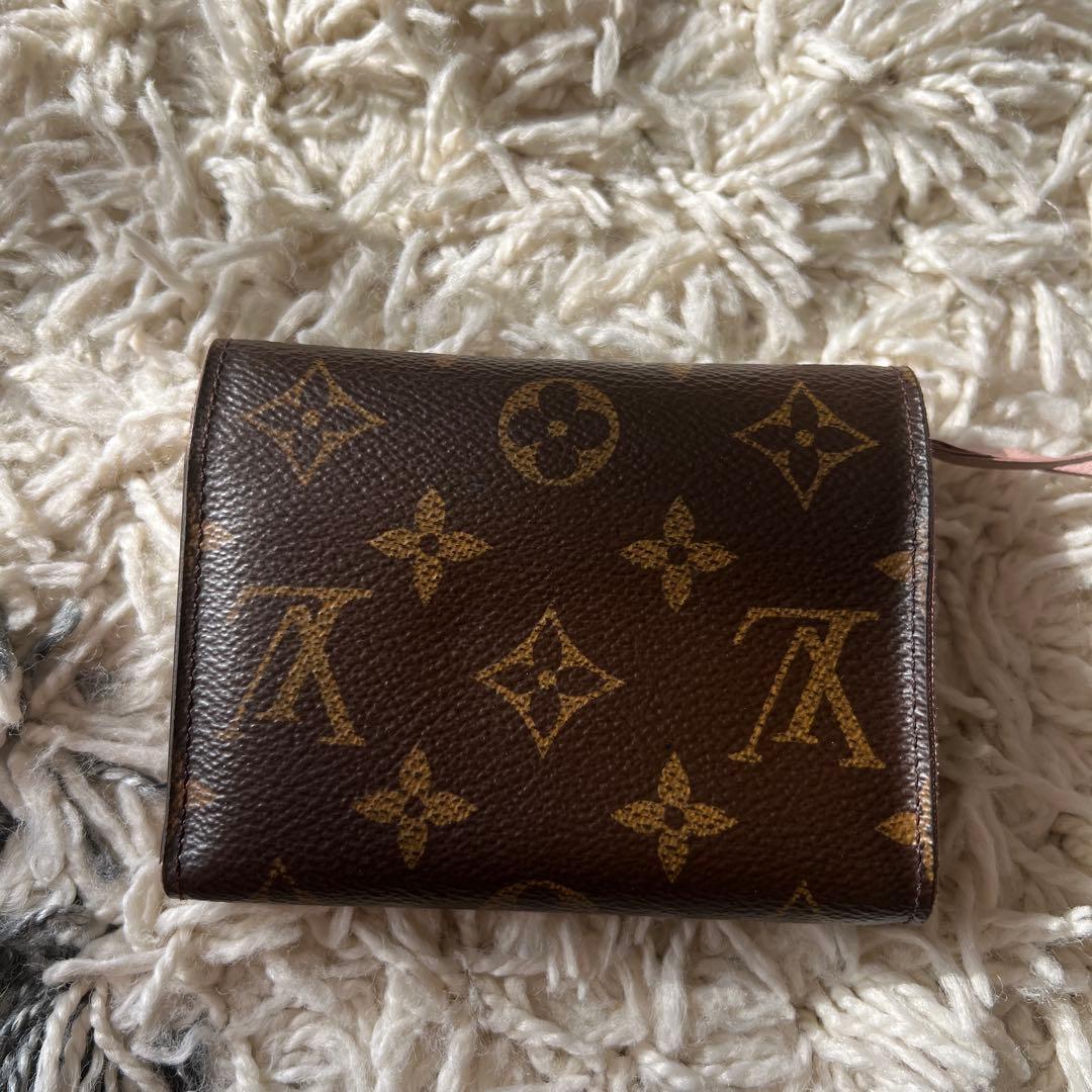 LV女子用の小さな財布
