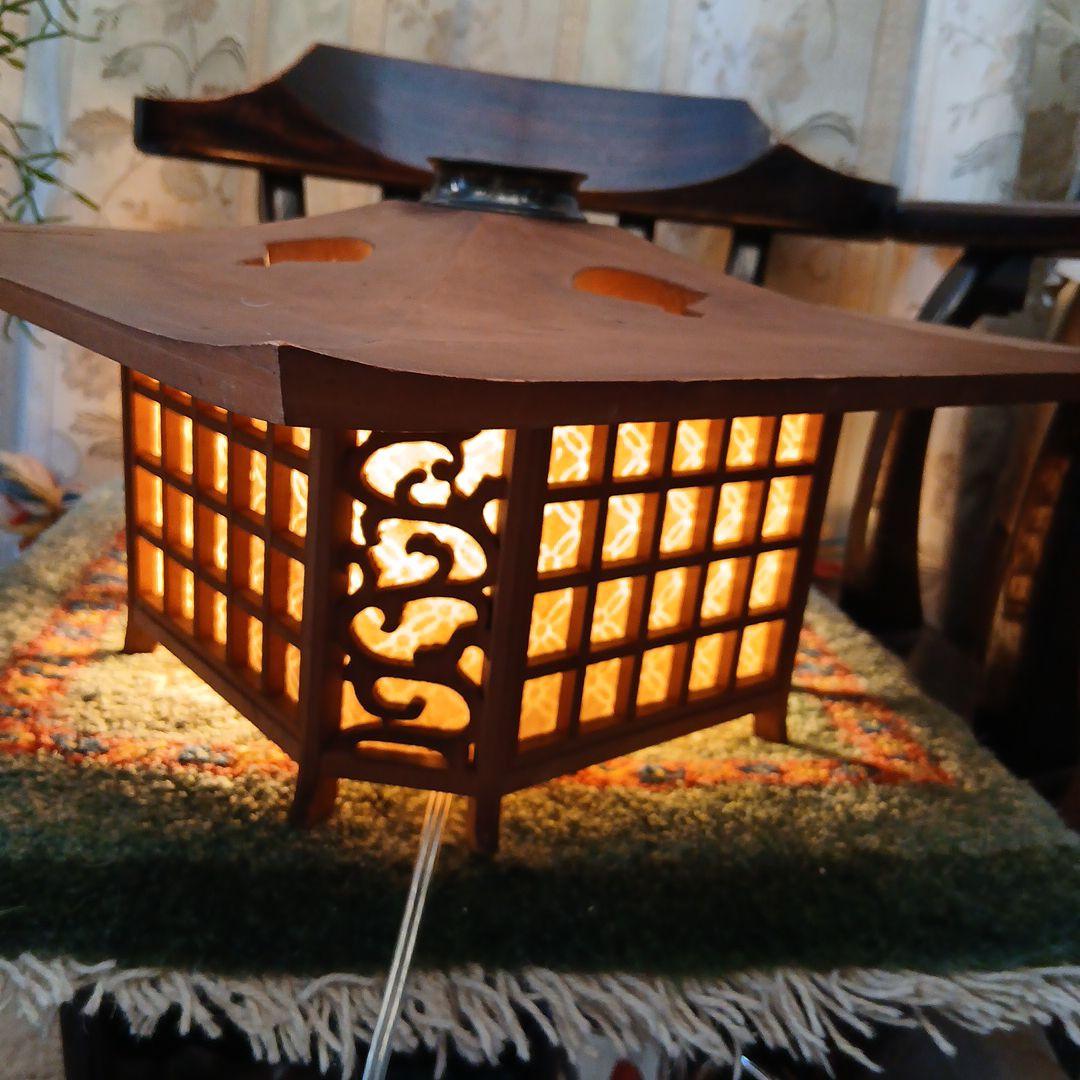 木製の電気の傘