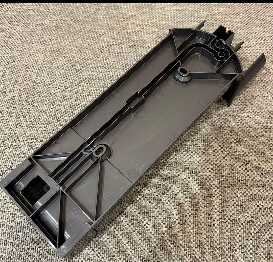 本日値下げ動作確認35分DysonV8 Slim Fluffy 本体 ヘッド2個