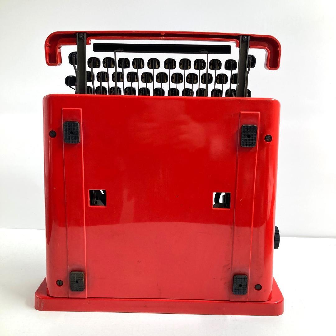 Olivetti　タイプライター　Olivetti Valentine　レッド