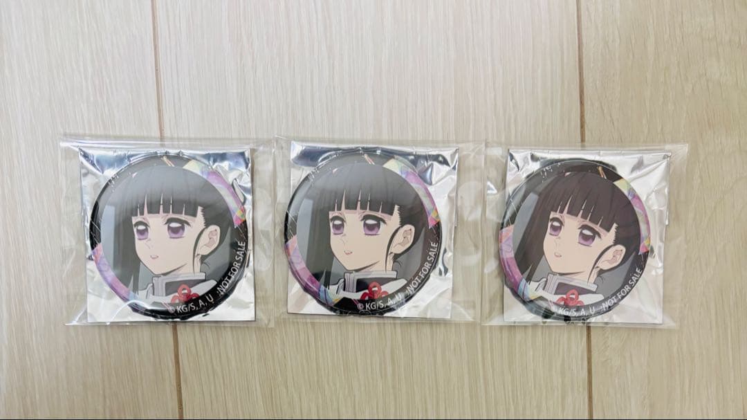 鬼滅の刃 柿安 缶バッジ　栗花落カナヲ 3つ