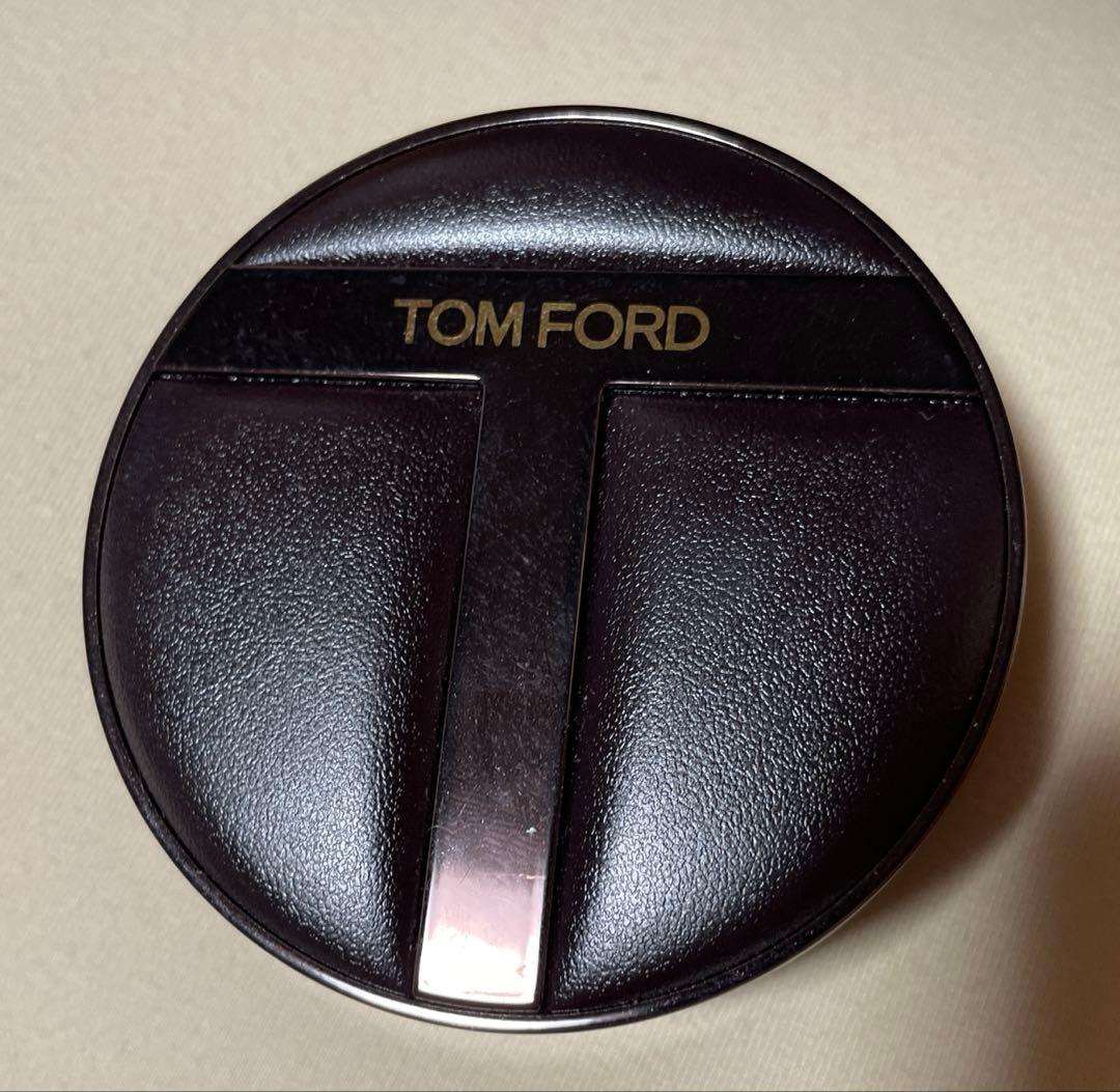 トムフォード アーキテクチャーソフトマットブラーリングクッションファンデ バール