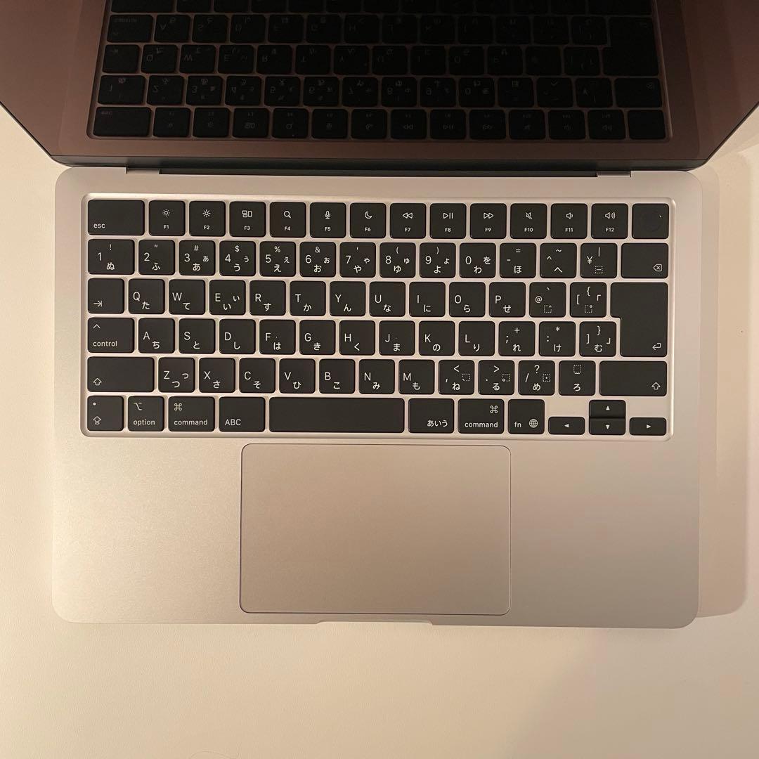 Apple 2025 MacBook Air M4チップ 16GB 512GB
