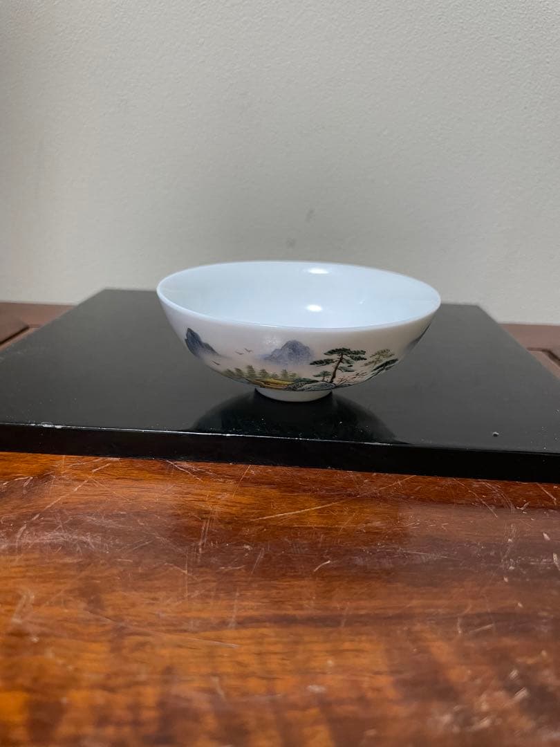 大清光绪年製粉彩山水人物薄胎小碗 小杯 中国美術古董品