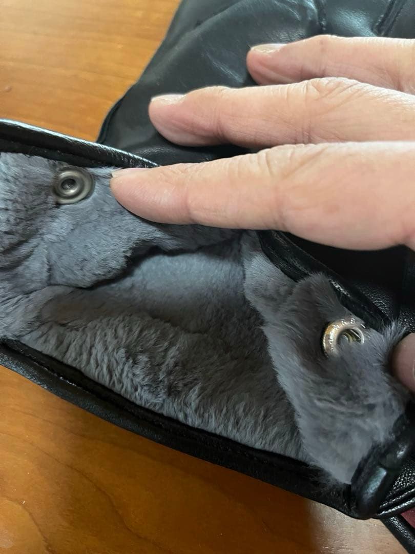 【美品】 デンツ DENTS ラビット 英国 手袋 黒 レザー メンズ 老舗