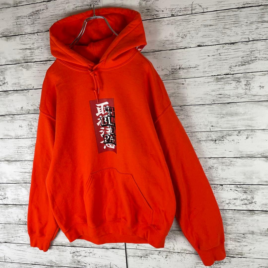 【即完売デザイン】ブラックアイパッチ☆センタープリント 希少カラー パーカー