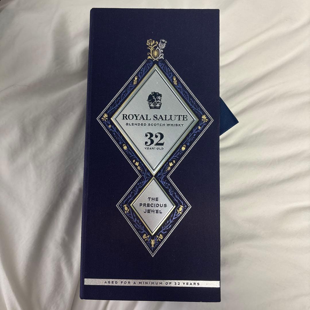  Salute 32年 ブレンデッドスコッチウイスキー