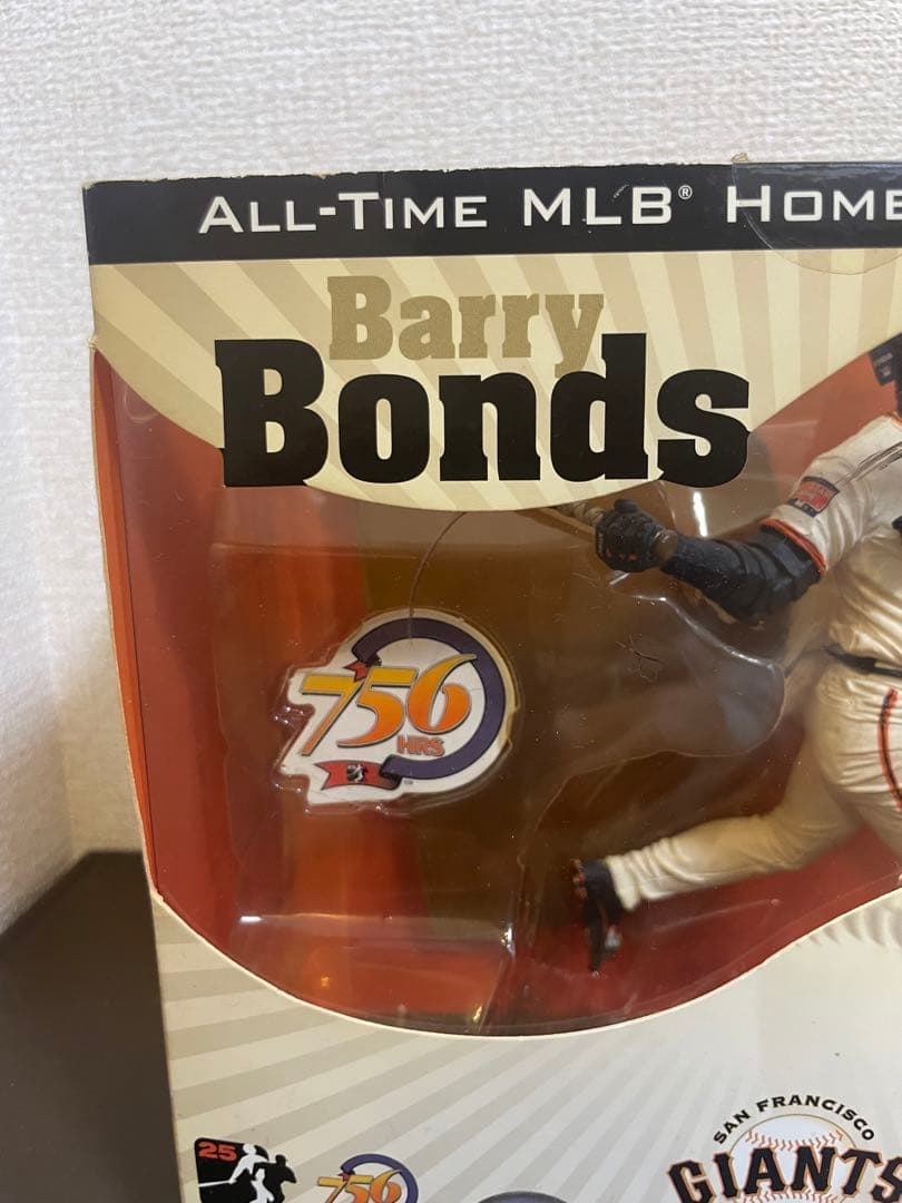 レア！バリーボンズ　756号本塁打達成記念　マクファーレン　フィギュア