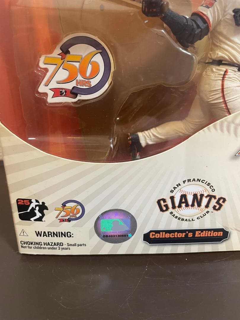 レア！バリーボンズ　756号本塁打達成記念　マクファーレン　フィギュア