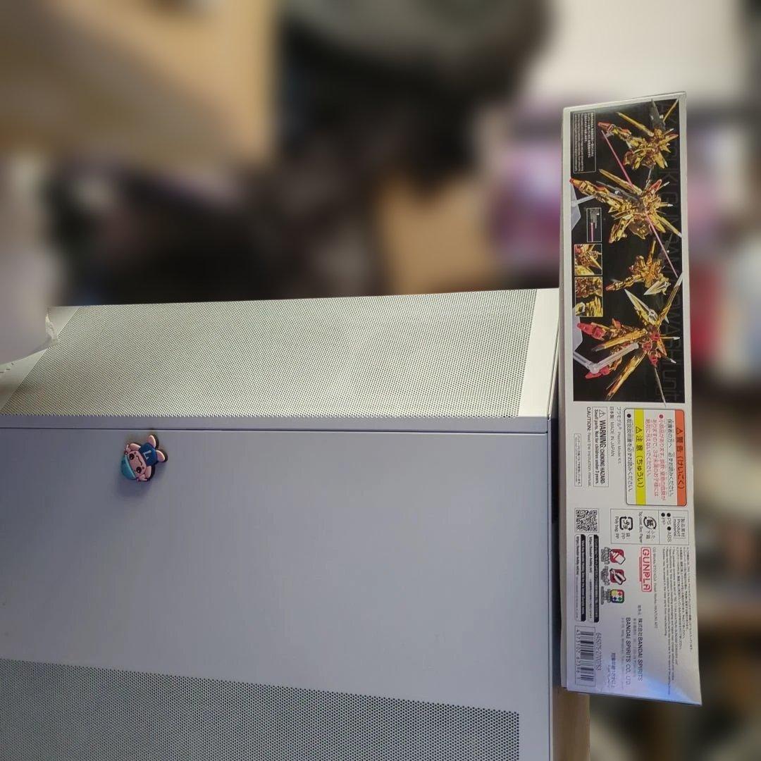 ロボット RG AKATSUKI GUNDAM 1/144 BANDAI