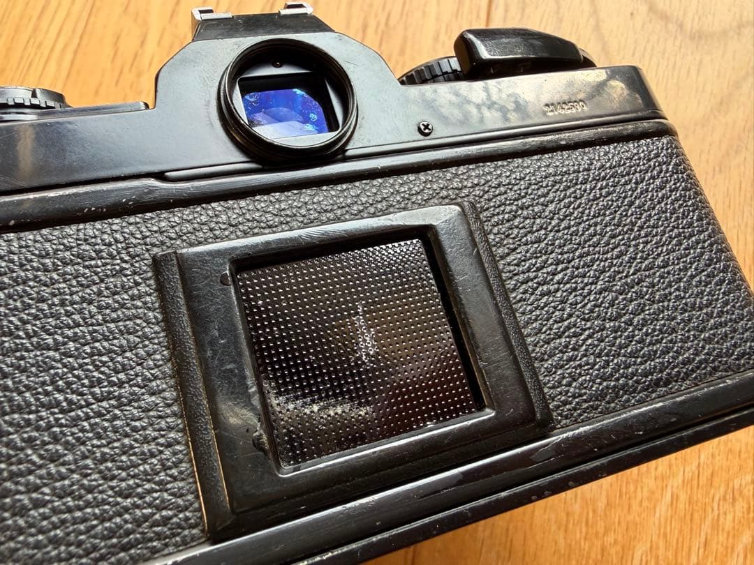 【ジャンク品】Nikon 一眼レフ FE2ボディ +（50mmレンズ1:1.4）